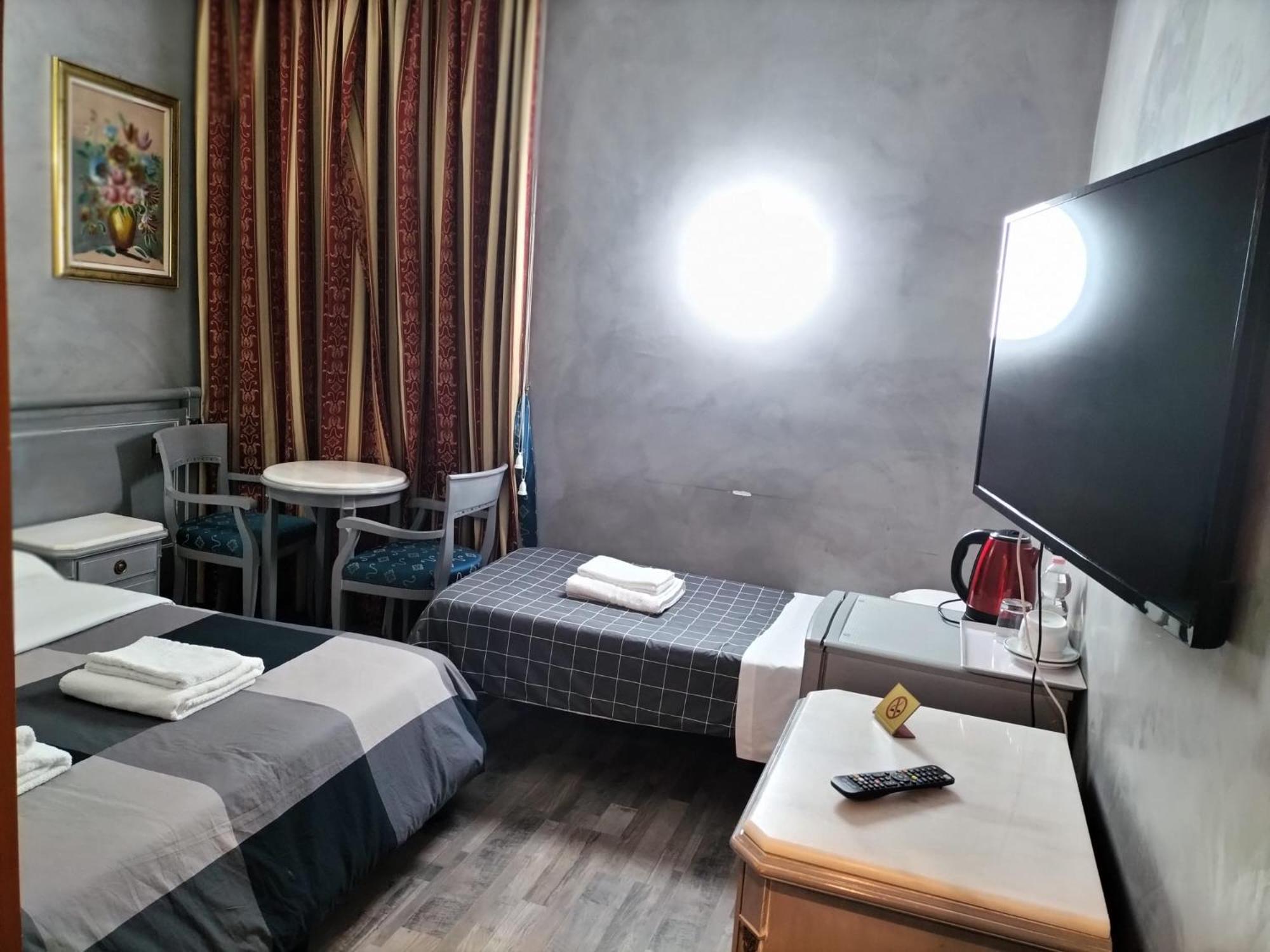 Hotel Positano 2 โรม ภายนอก รูปภาพ